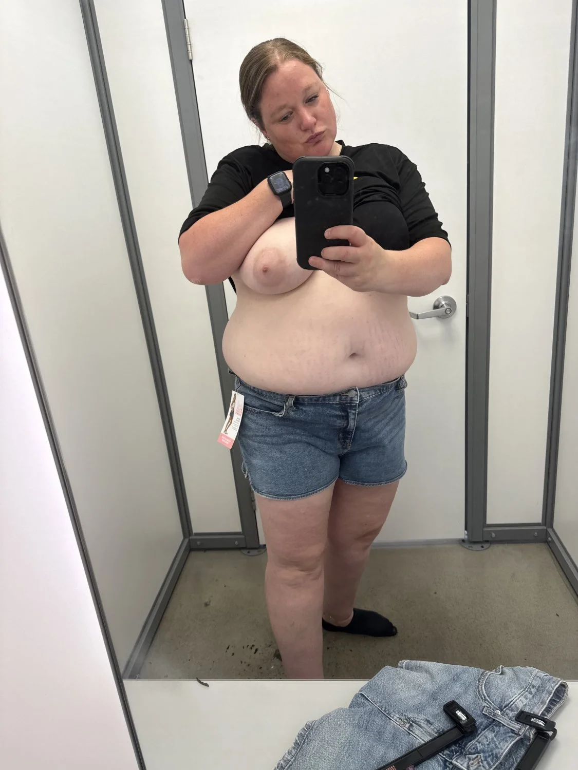 Jennifer from Pennsylvania posing image 14