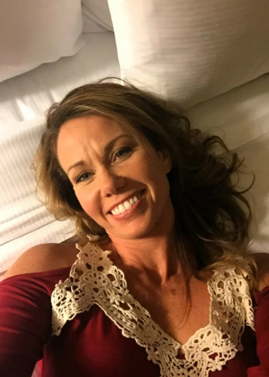 Sexy wife Susan image 13