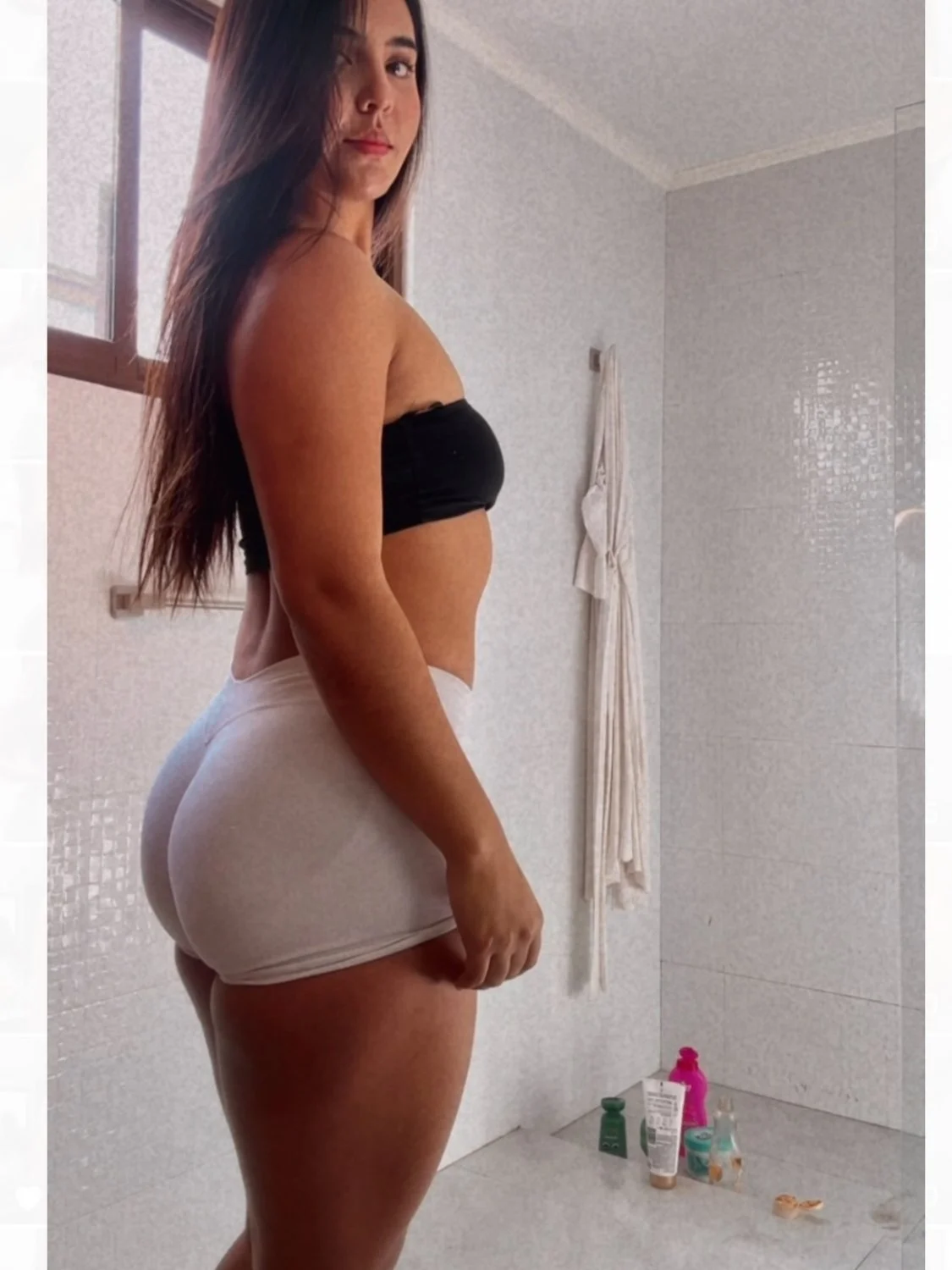 -HERMOSA DE COPIAPO- Monse Varas image 3