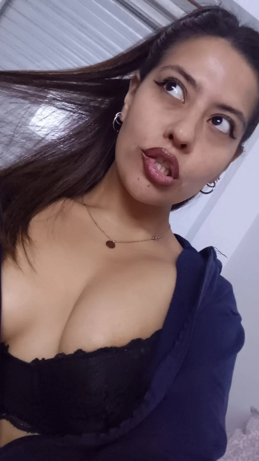 zorríta uruguaya con novio image 10