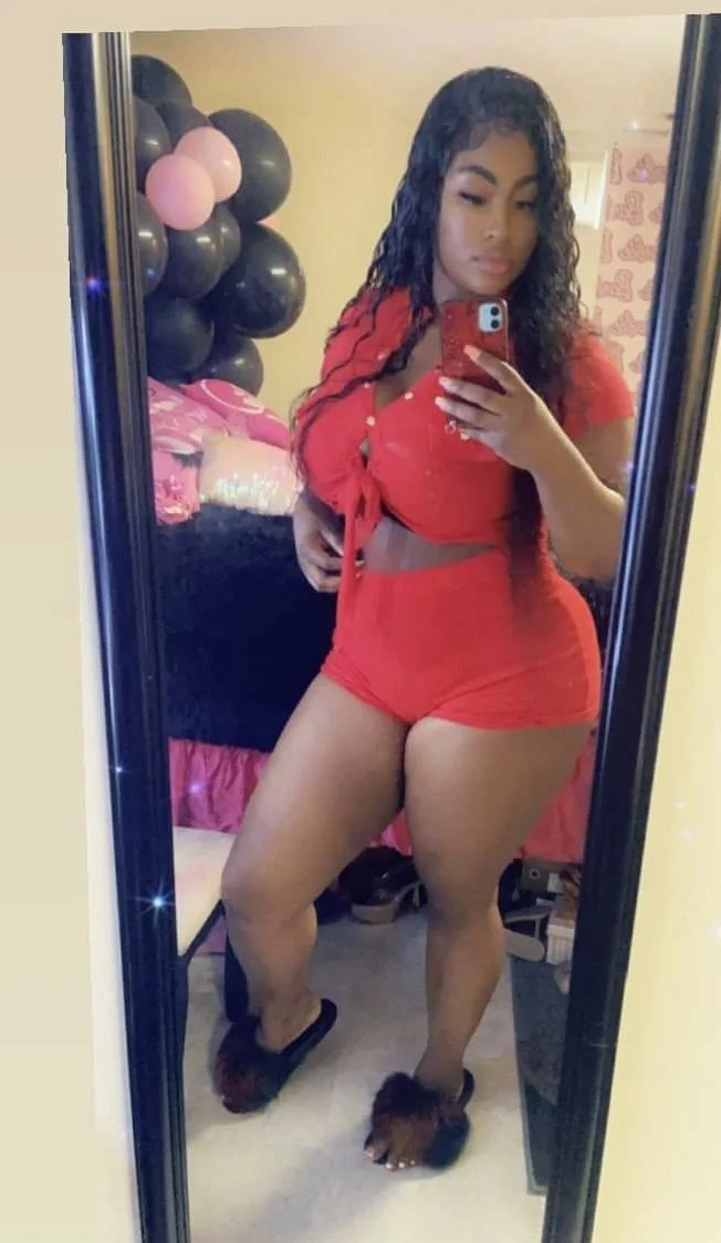 Ebony Bre image 10