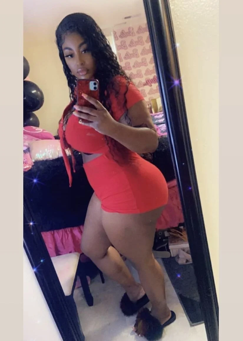 Ebony Bre image 8