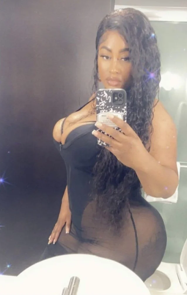 Ebony Bre image 9