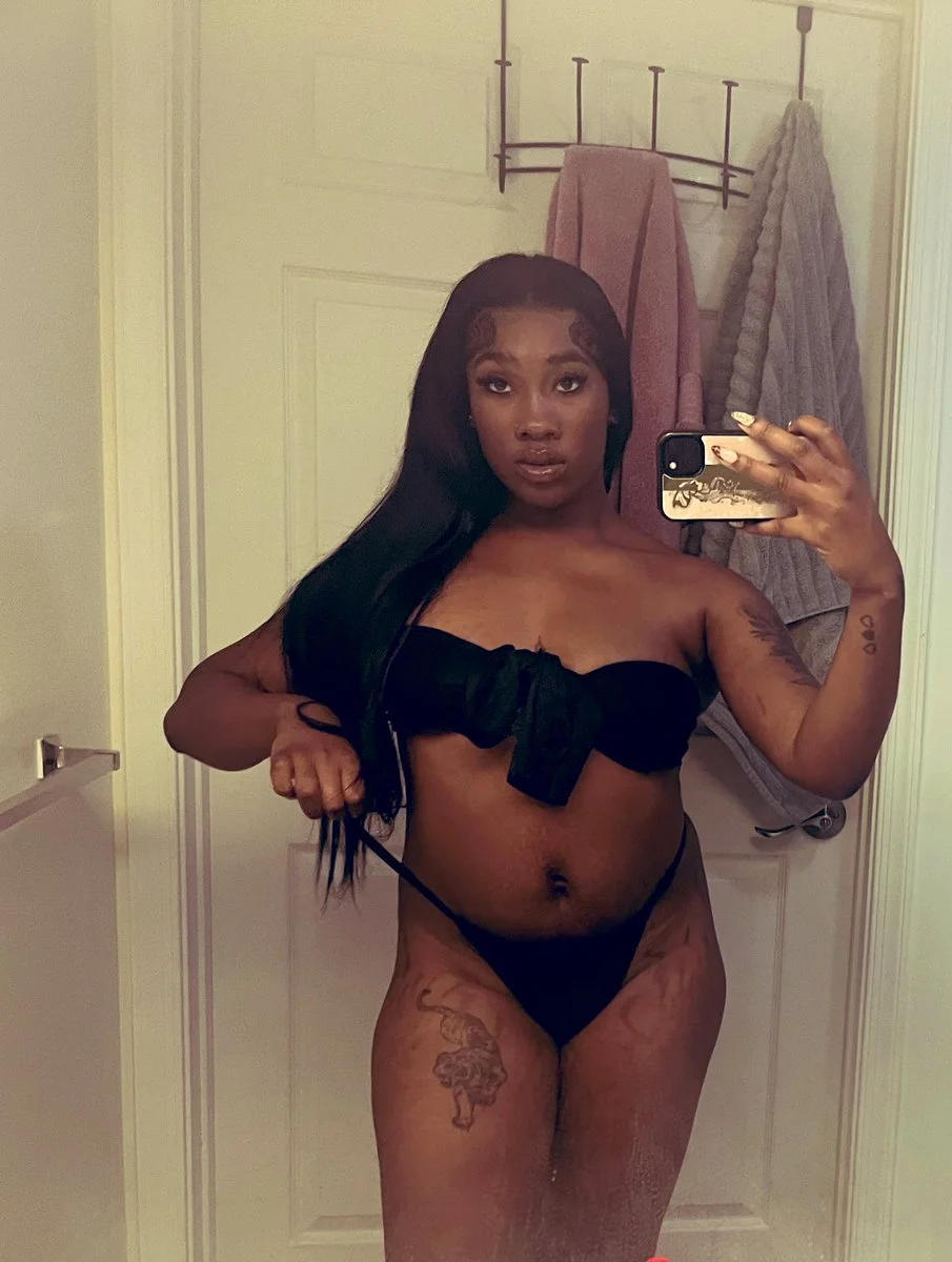 Bad Bitch Asia aka akiogemii image 10