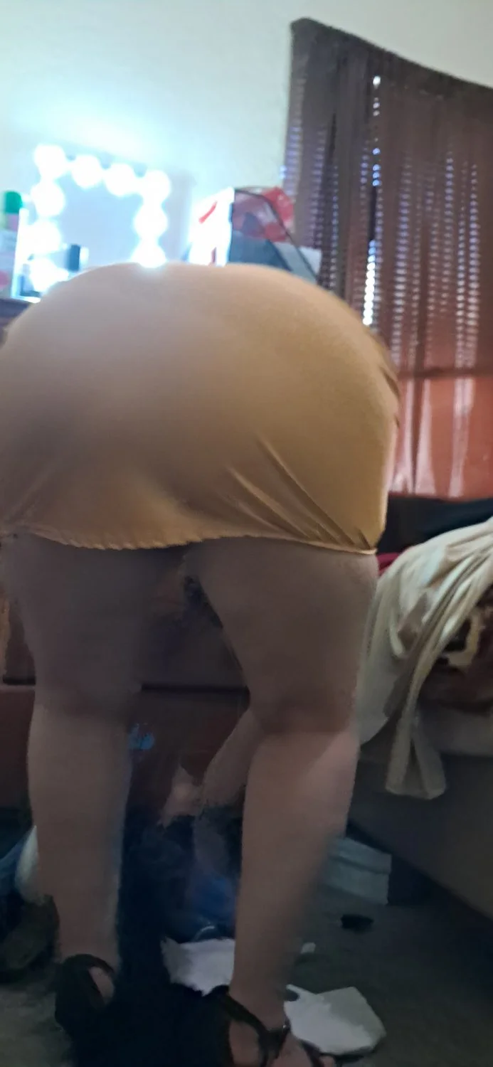 Amateur Pawg cake image 2