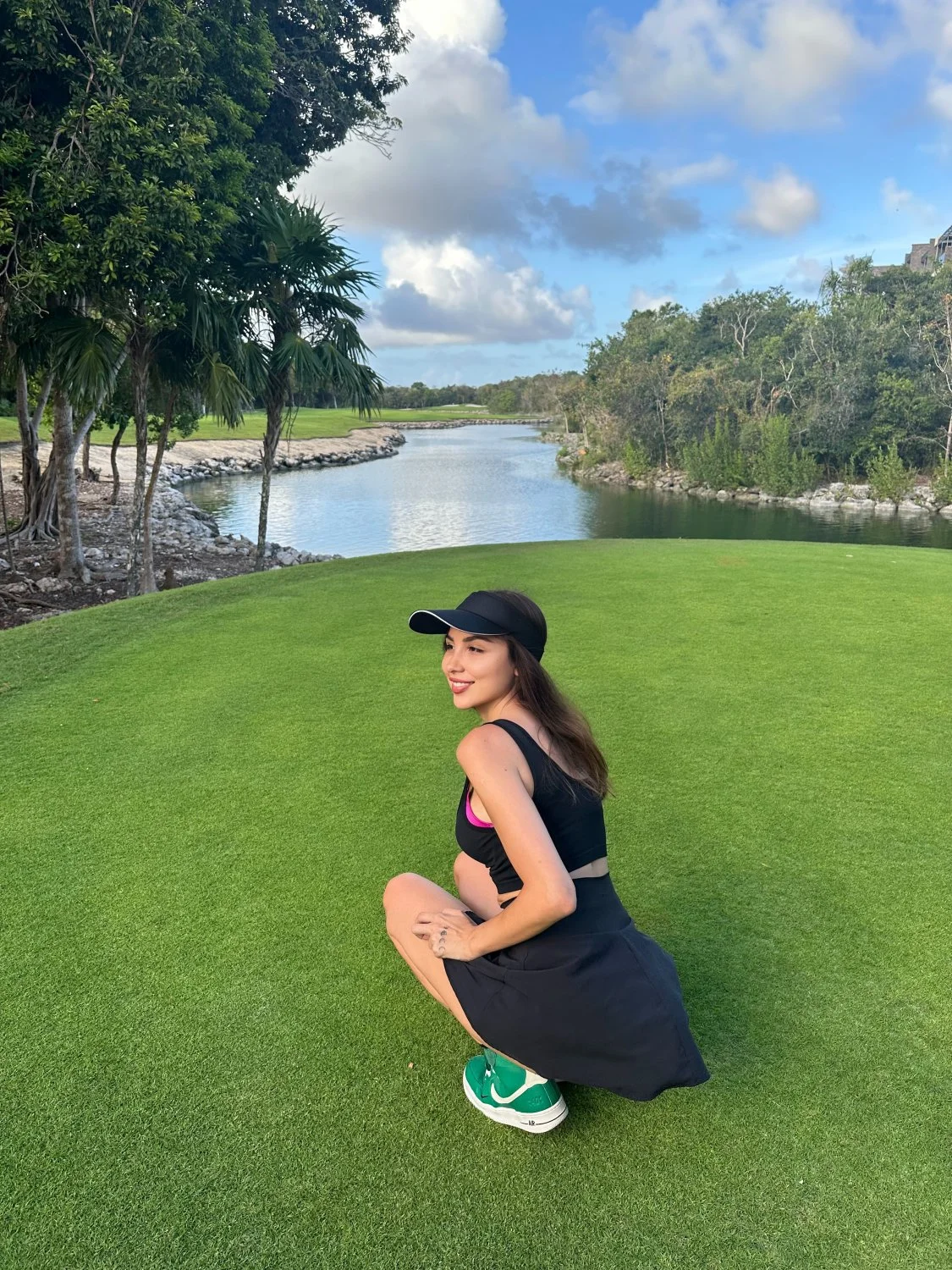I came to look for hard cocks on the court main image