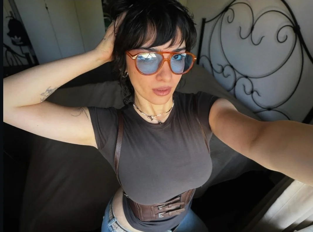 Sexy beautiful bitch image 4