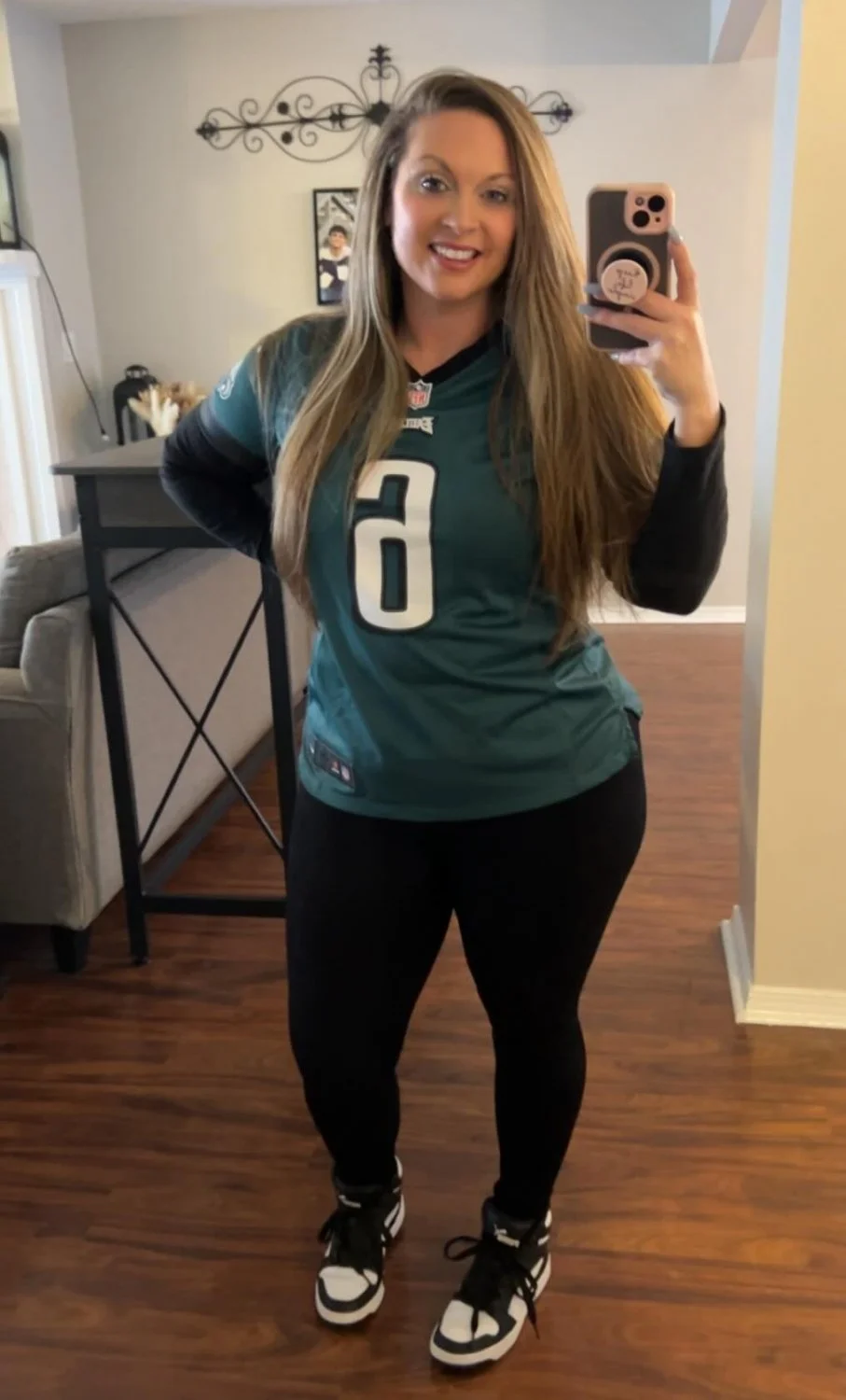 Cum tributes needed for Gorgeous Pawg Milf image 12