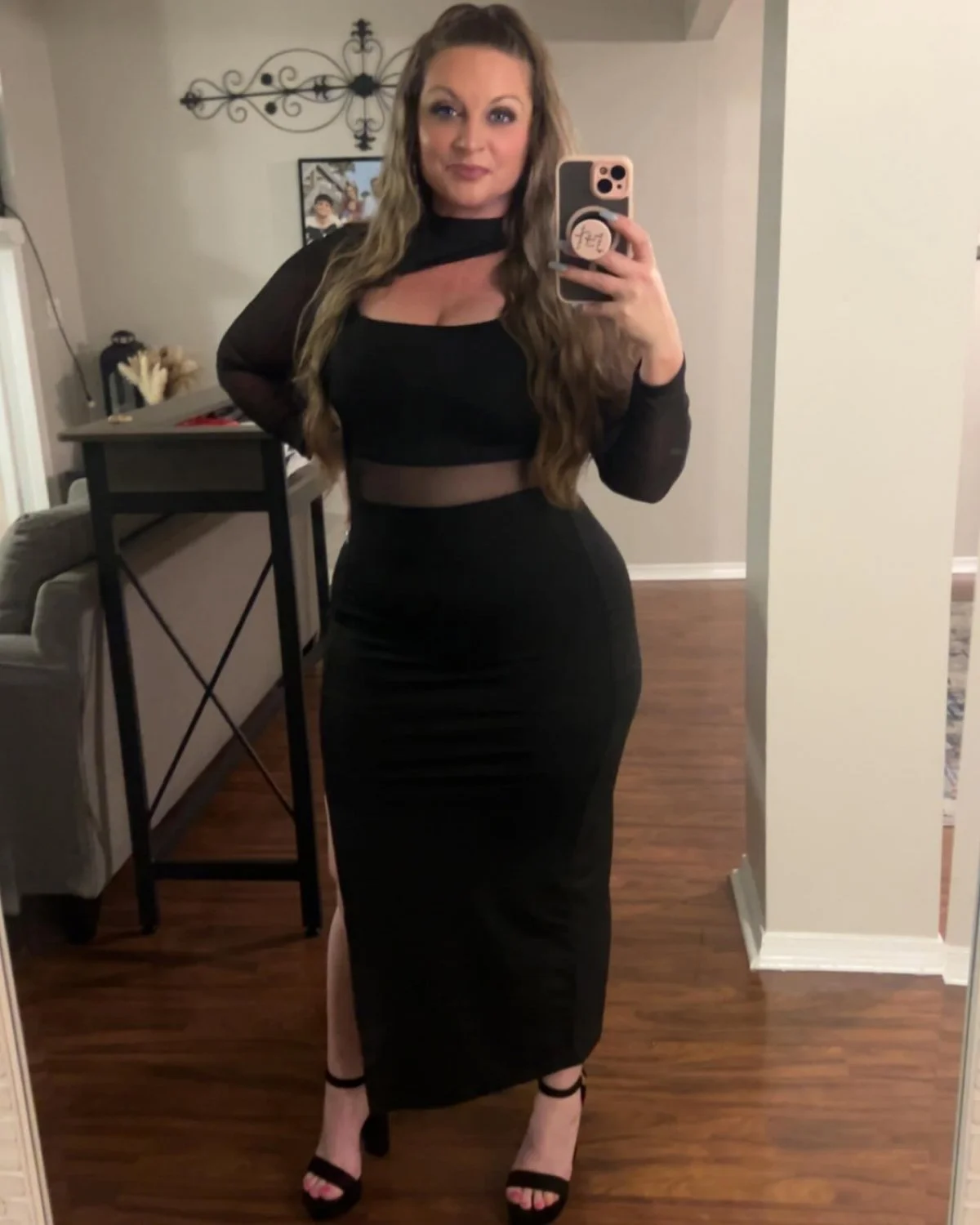 Cum tributes needed for Gorgeous Pawg Milf image 13