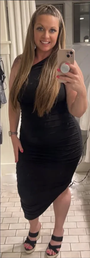 Cum tributes needed for Gorgeous Pawg Milf image 22