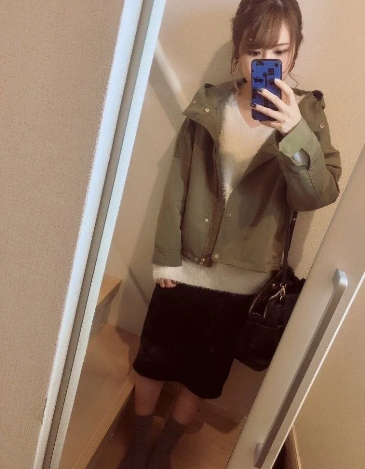 Japanese pretty young housewife exposed image 7