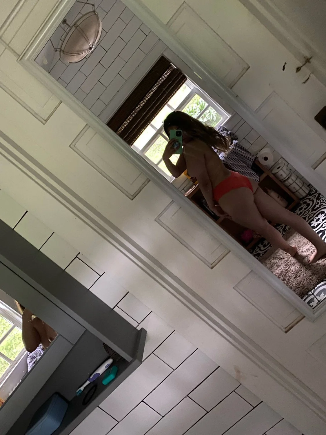 25 year old slut Daniela from Oregon image 11
