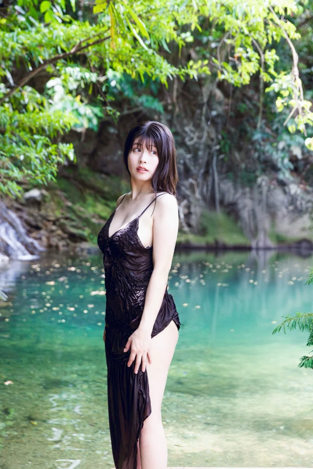 Gravure Idol Chitose Yoshino image 12