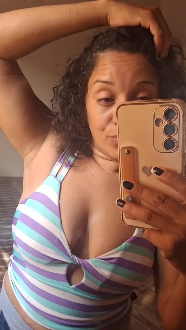 ẞªñdrä MILF gostosa image 24