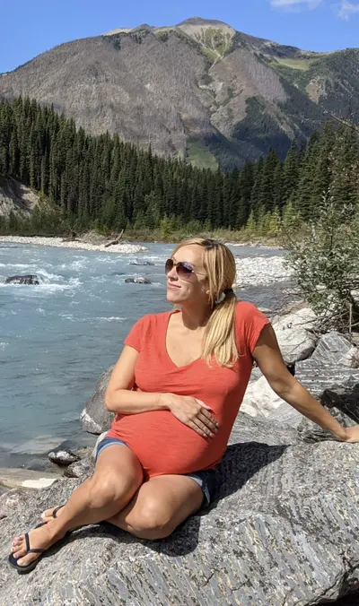 Click to see pregnant MILF naked.. plus some ass fucking 😏 cover image