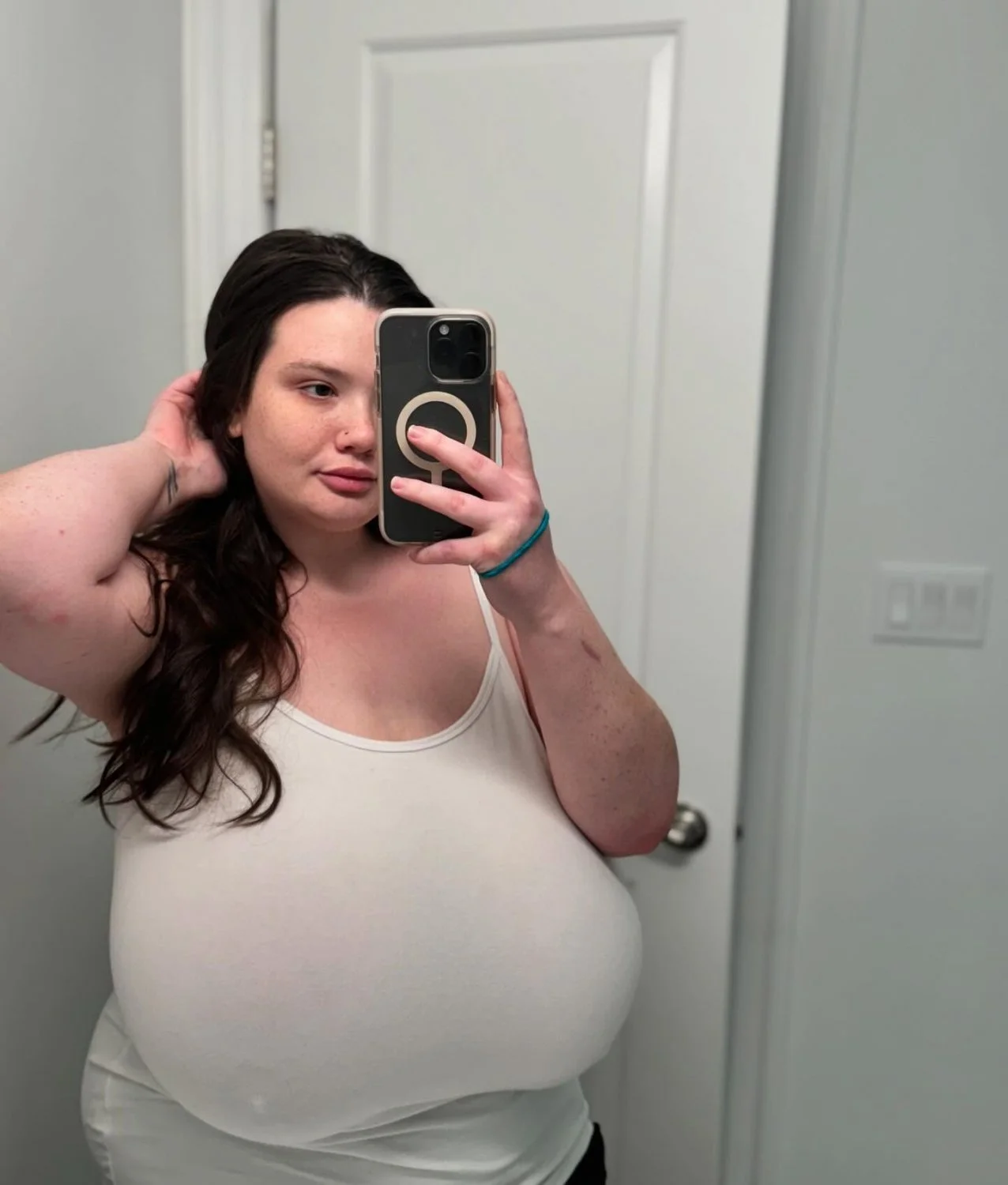 Kaitlyn image 15