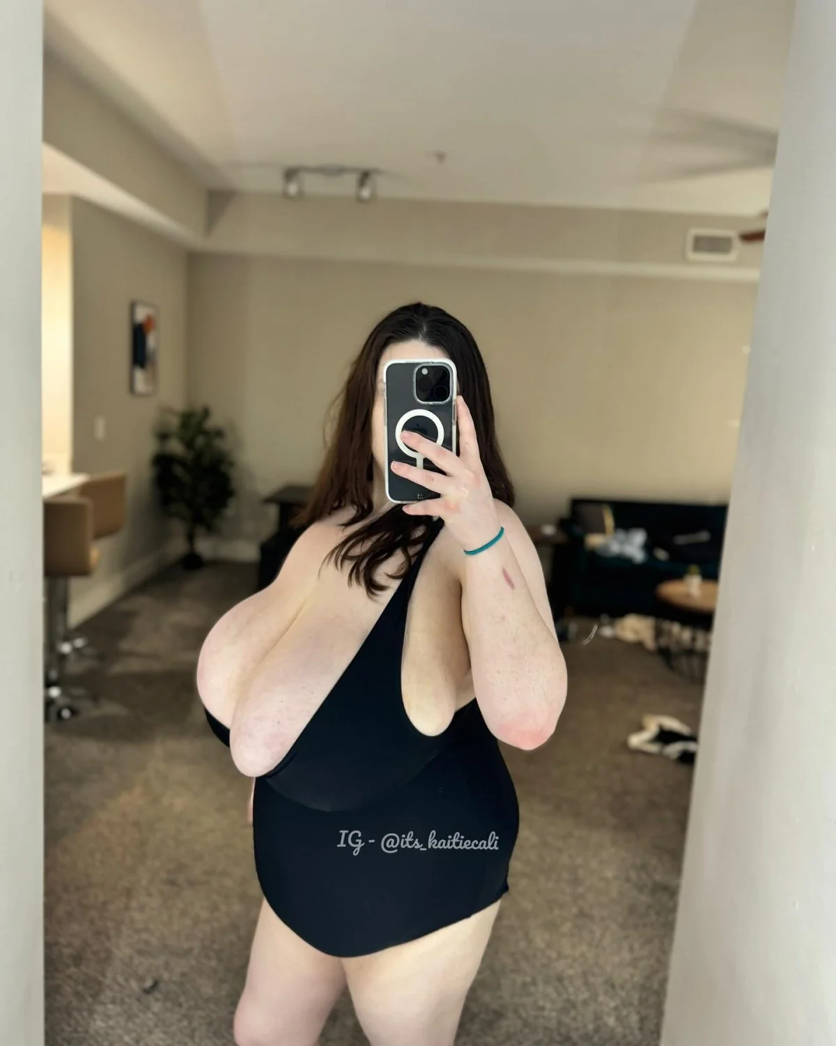 Kaitlyn image 18