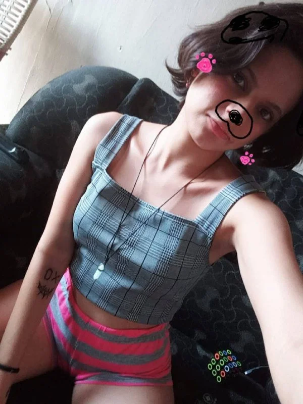 Vazou a prima de 19 anos image 8