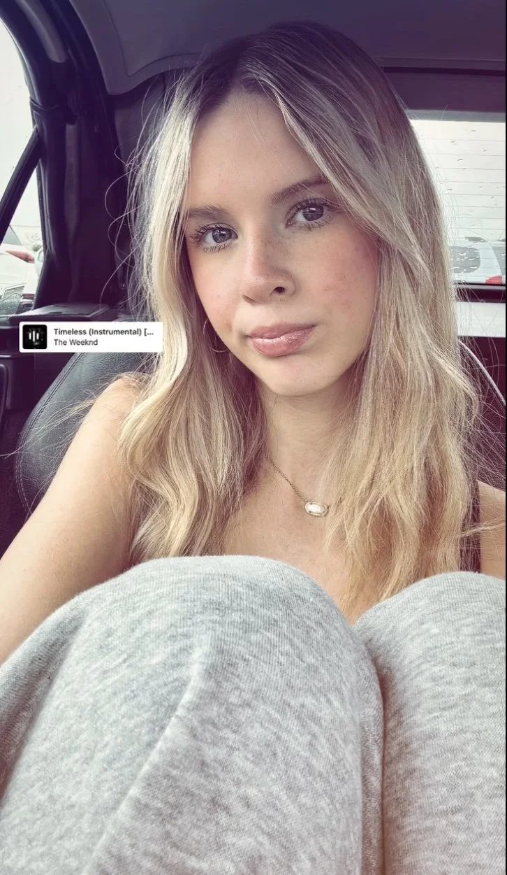 Blonde bombshell is a tall and thin IRL baddie image 18