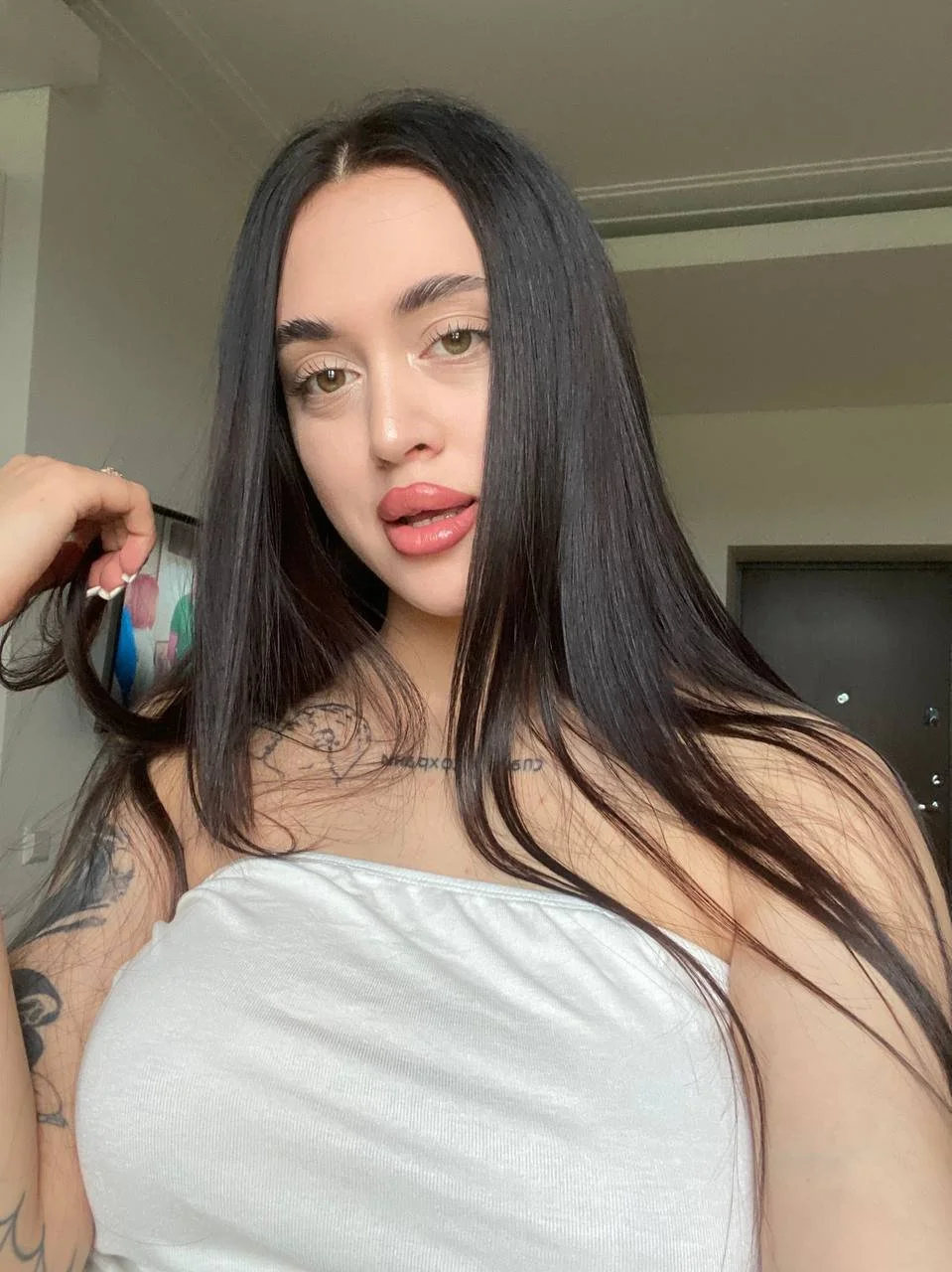 🔞 slutty small tits fingering pussy wet dripping cum 🫦💦 My OF main image