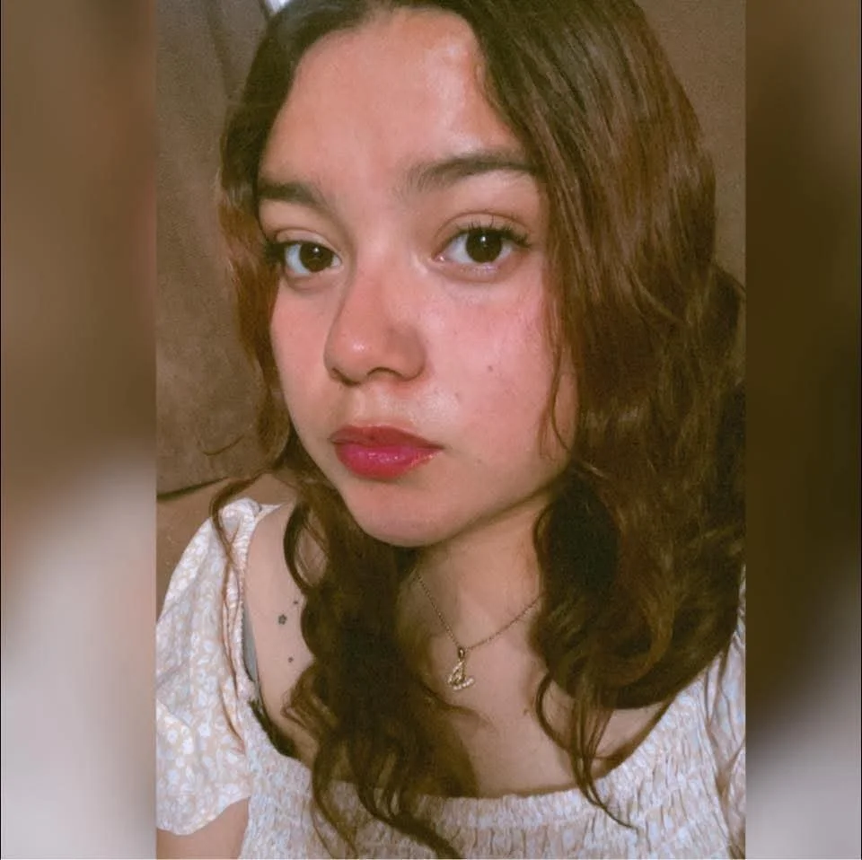 Que les parece la inocente zorra de yare Jiménez main image