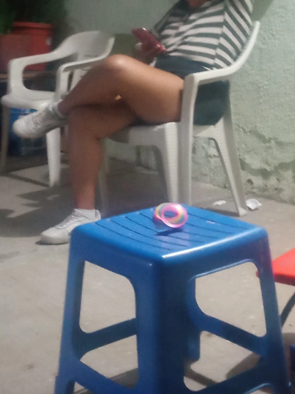 Las perritas de mi hermana y los pies de mi mama image 3