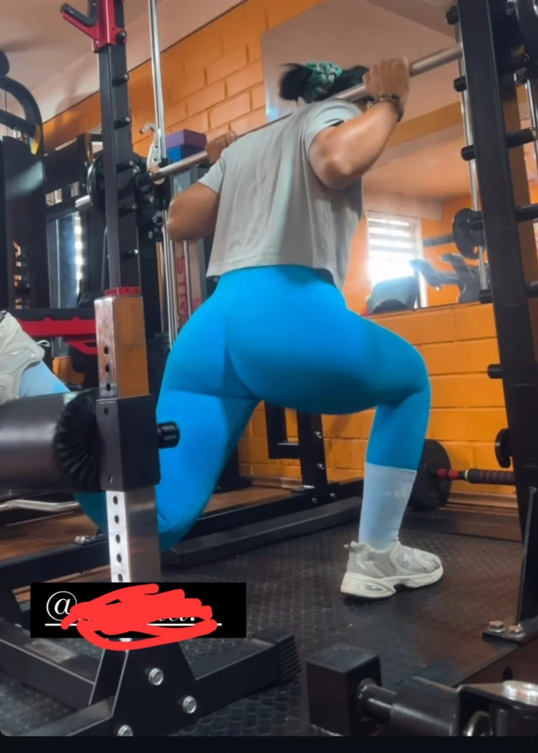 Chilenas ricas en el gim 2 image 28
