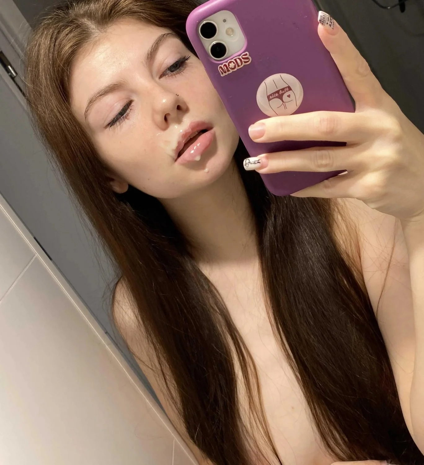 Best brown haired gf selfies image 9
