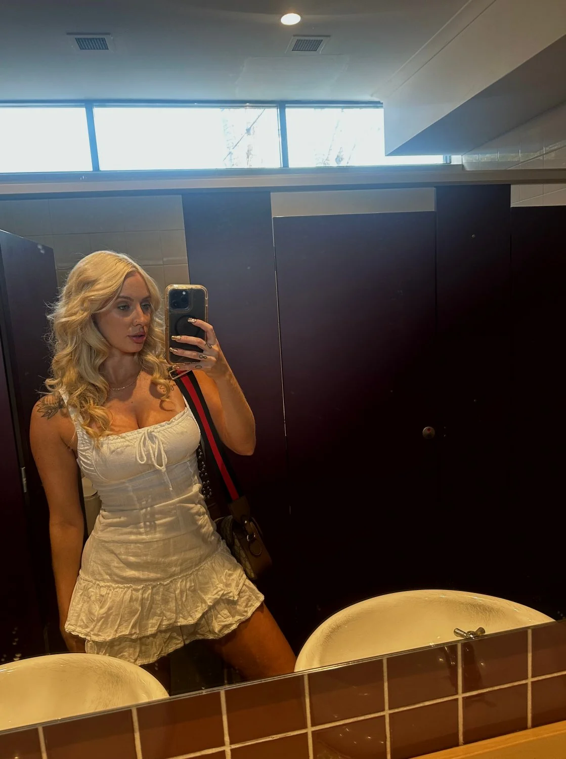 I bet you won't fuck me in public bathroom main image