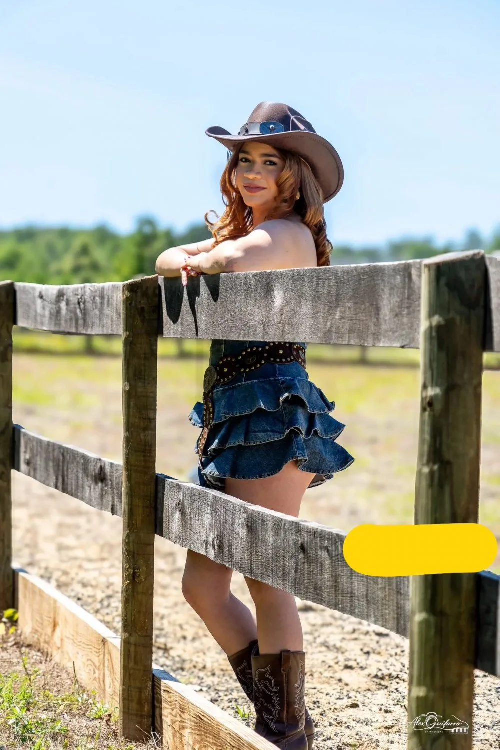 18+ Latina teen image 2