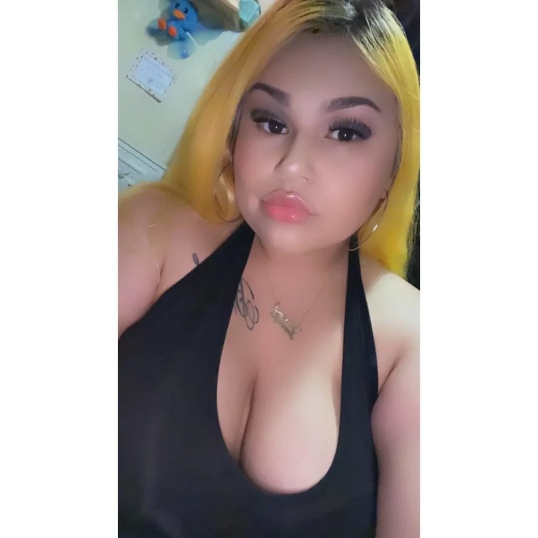 Big tit Latina image 8