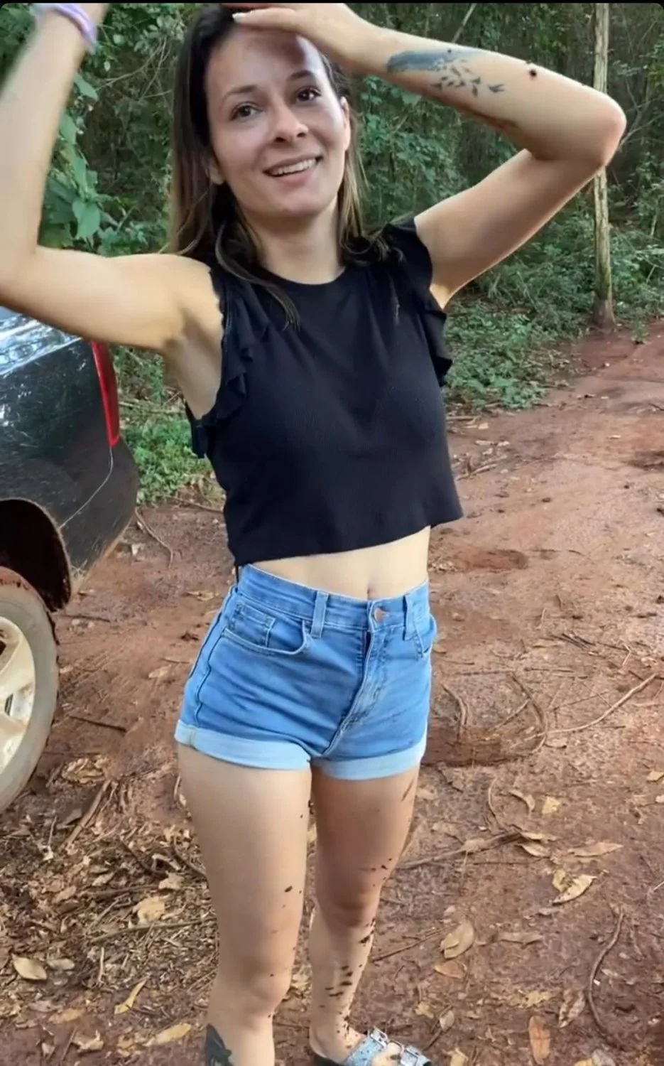 Kelly , esposa magrinha vazada pelo corno ! image 16