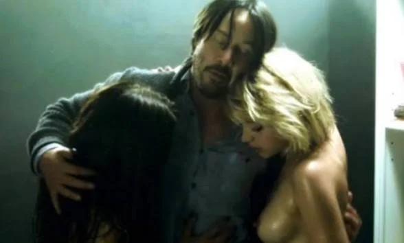 amateur threesome of Ana and Keanu Reeves image 16