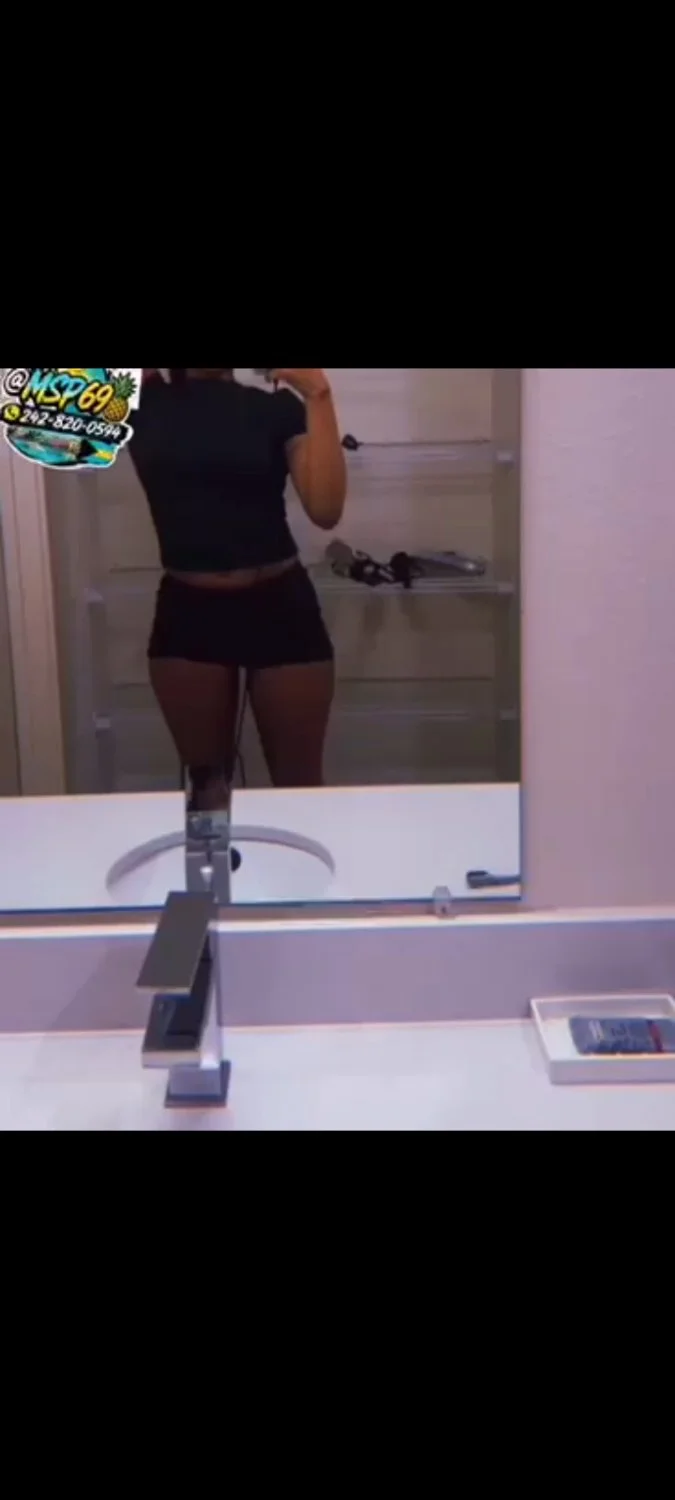 Bahamas Bahamian Jamaican hoes image 2