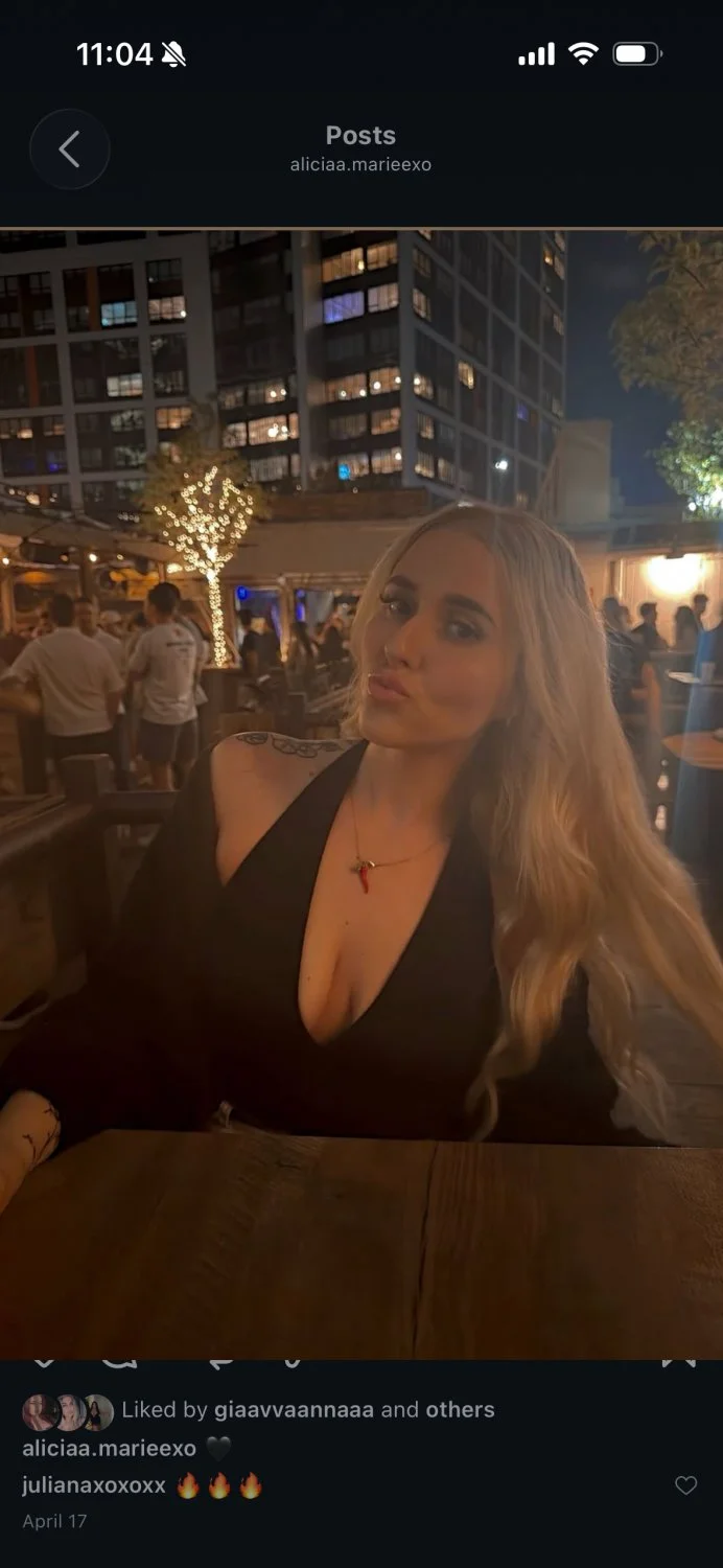 sexy pregnant philly image 2