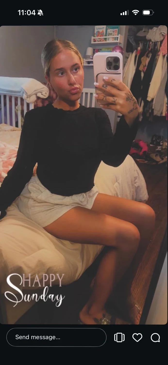 sexy pregnant philly image 3