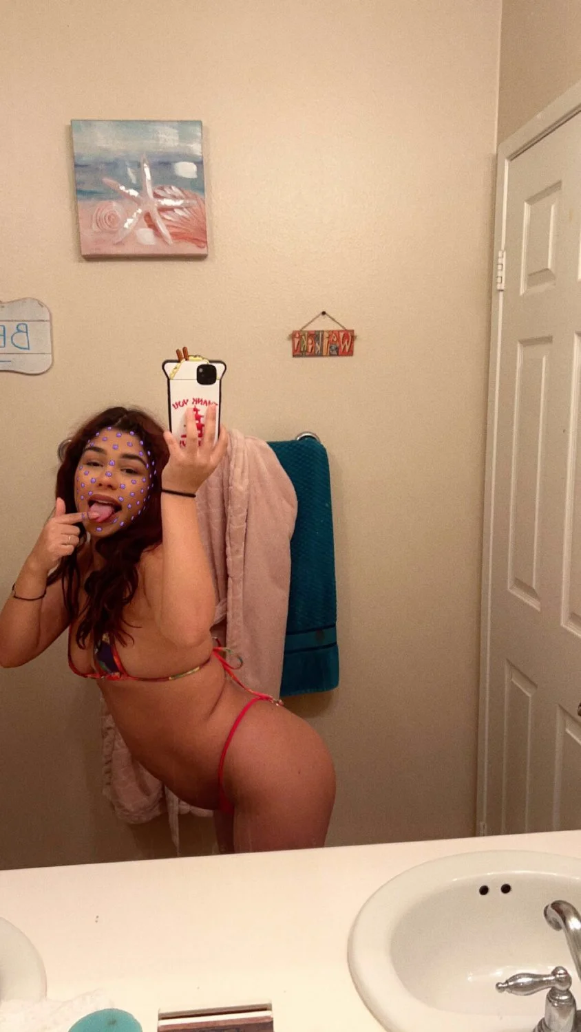 itsthespiceangelique exposed image 4