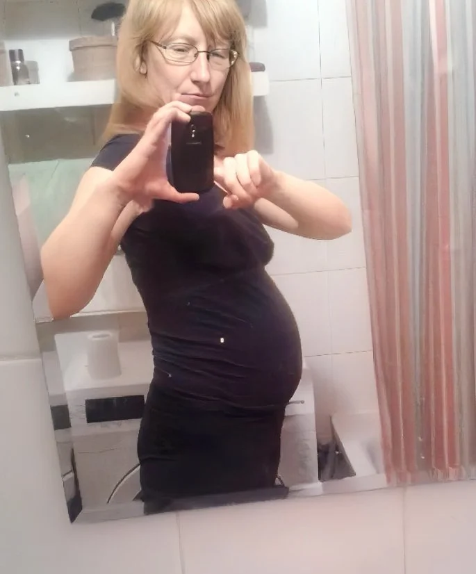 Sexy MILF Kathrin image 22