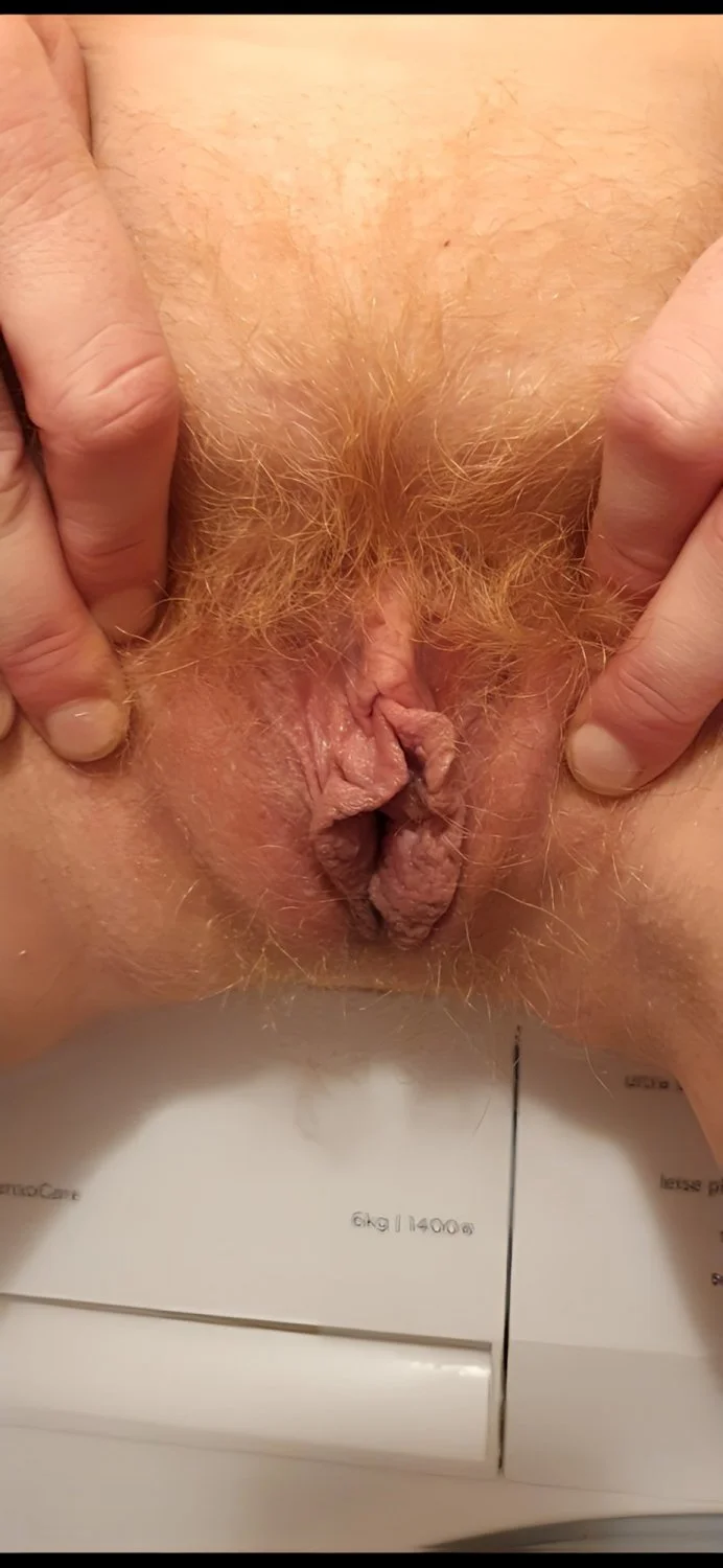 Sexy MILF Kathrin image 42