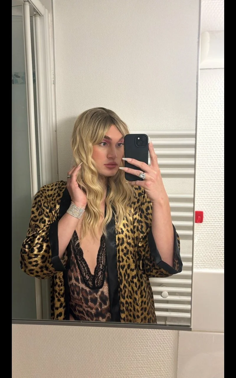 Extremely hot French crossdressing Faggot Kate 😍🇫🇷 image 5