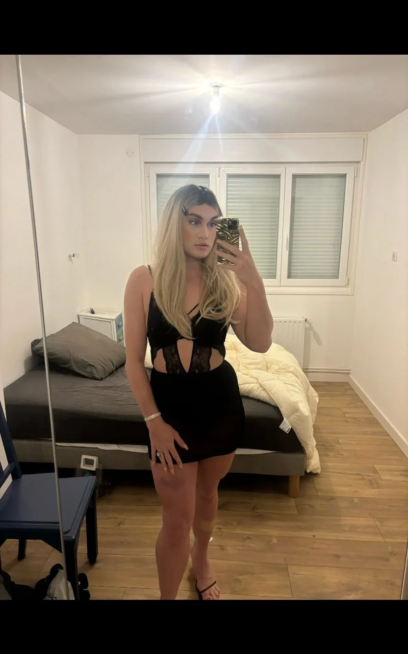 Extremely hot French crossdressing Faggot Kate 😍🇫🇷 image 8