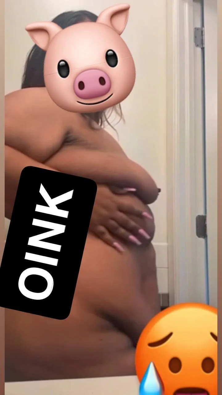 Phat Pussy Piggy 🐷 image 18