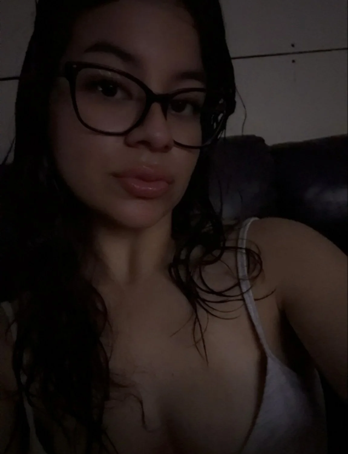 Busty Latina Teen Snap image 4