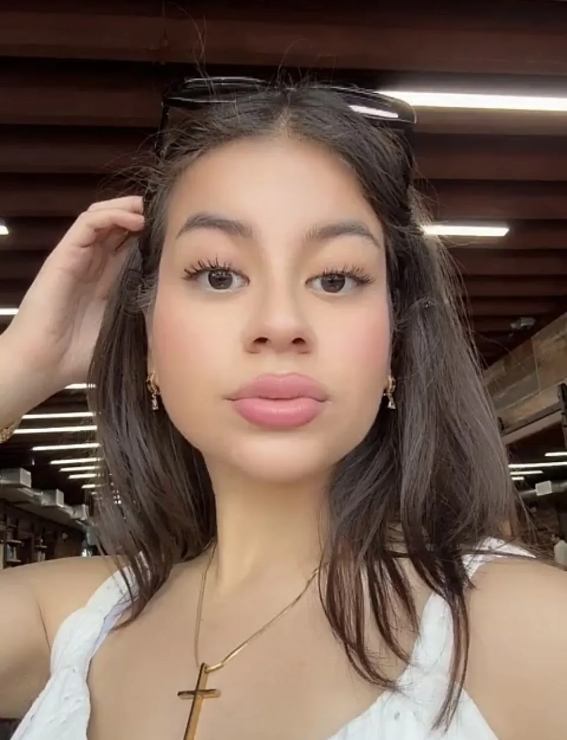 Busty Latina Teen Snap image 8