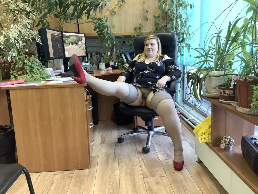Bbw secretary 2 image 20