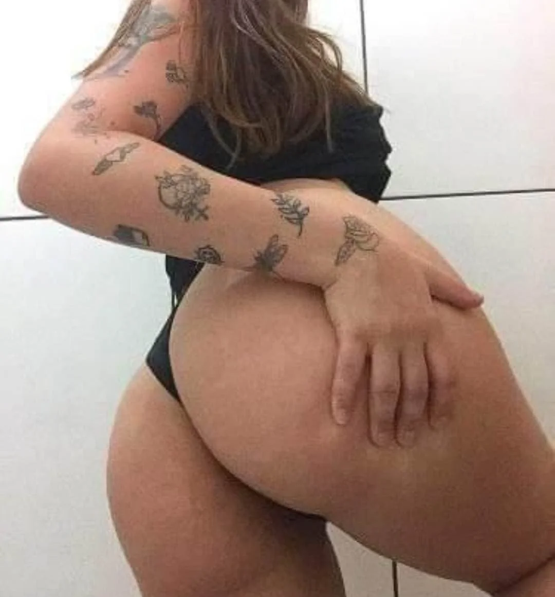 Thamires caiu na net se exibindo image 2