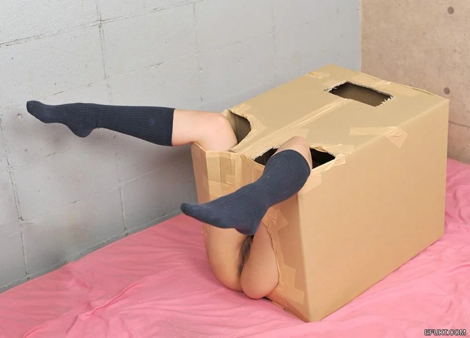 Funny Girl No Face image 3