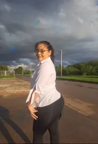 Encontre estas fotos de mi tia image 7