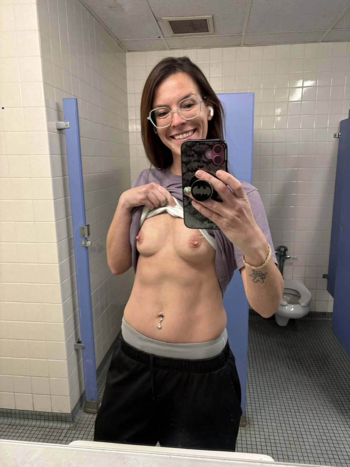 Nerdy Redhead Freckled Slut Gym MILF image 17