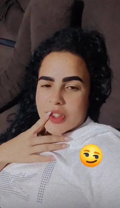 Leitinho na boquinha🍼😈 cover image